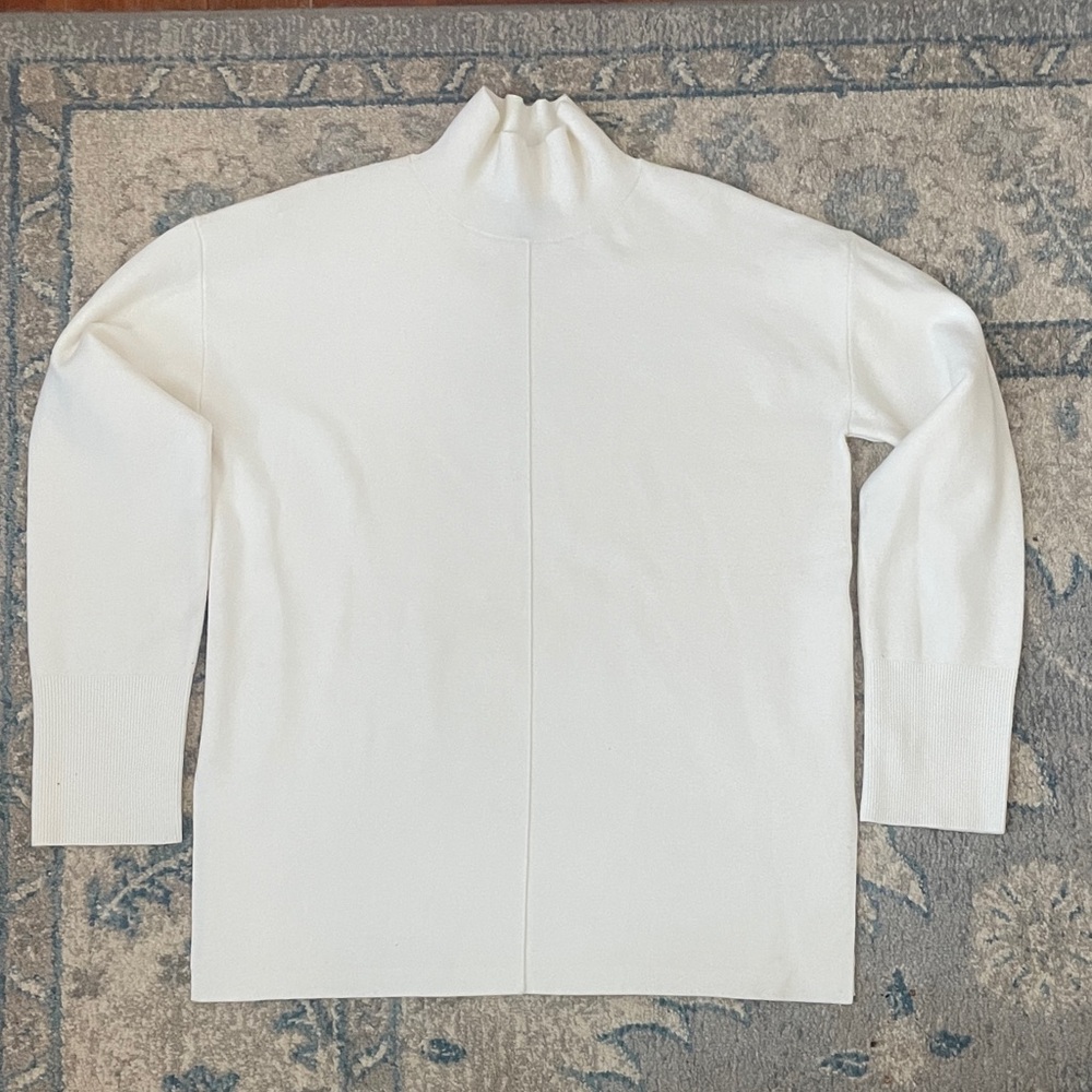 Banana Republic Cream Knit Top